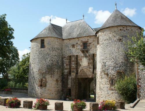 Santa Maria Saint-Ouen-de-Mimbré Exterior foto